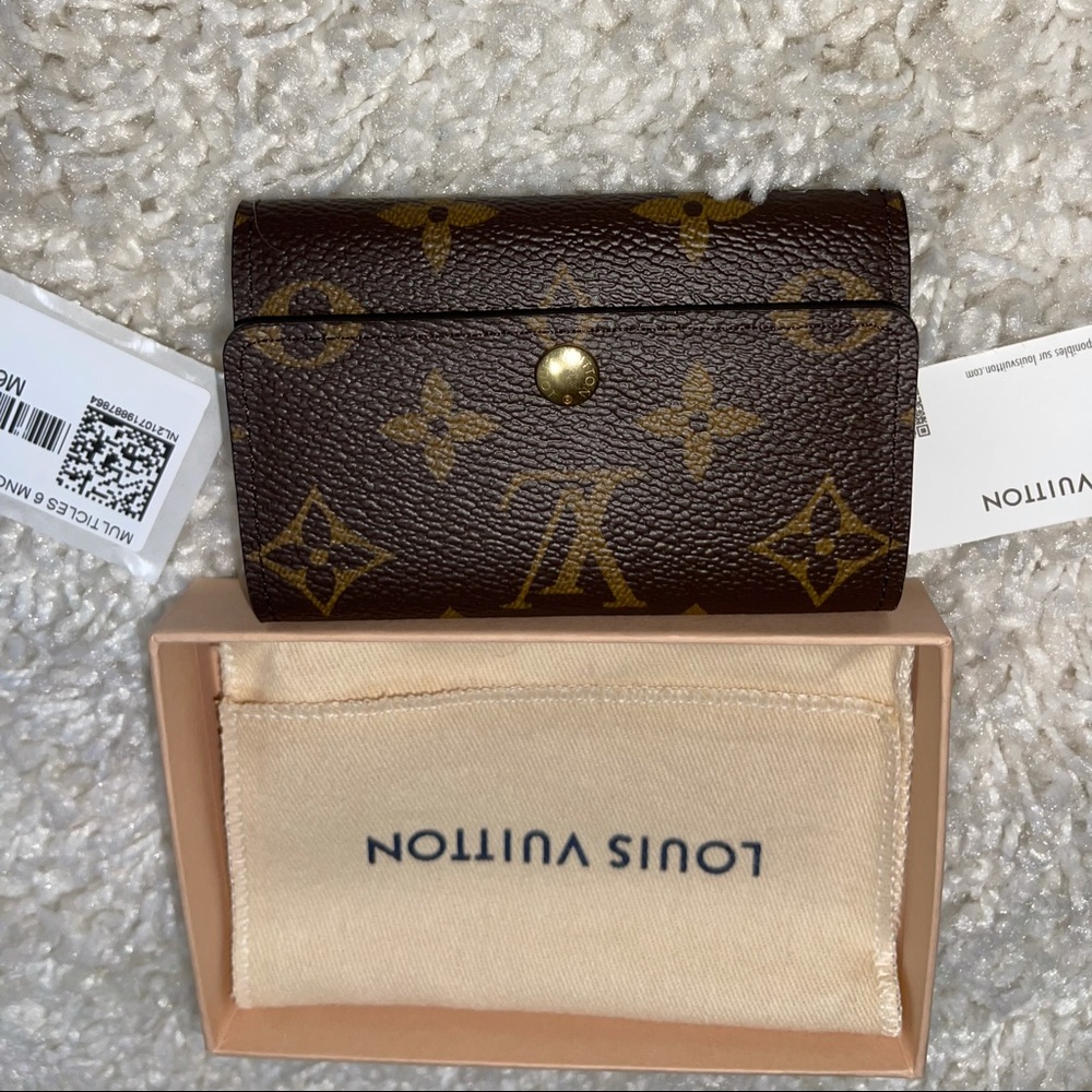 Louis Vuitton Multicles Key Holder - Picture 4 of 12